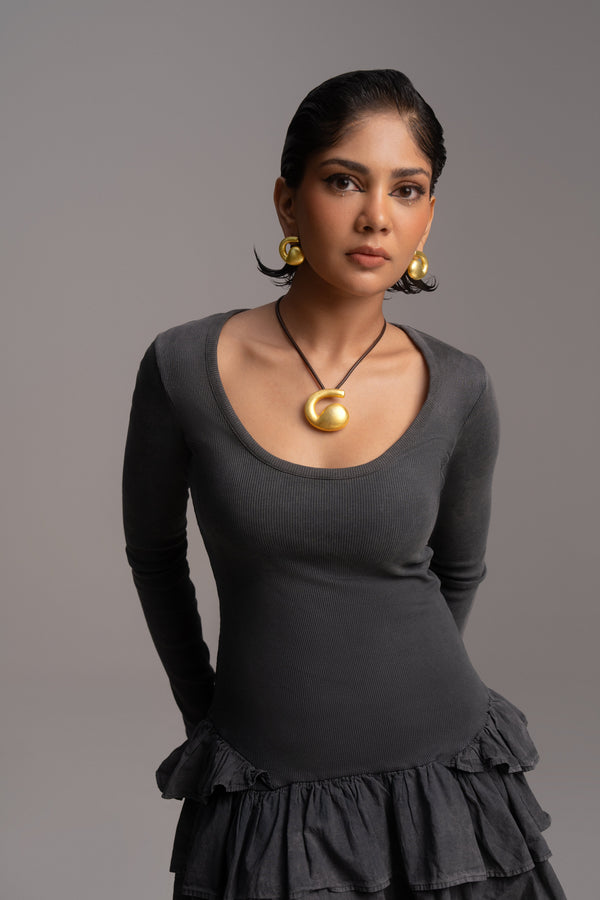 GIANT G-CHARM PENDANT