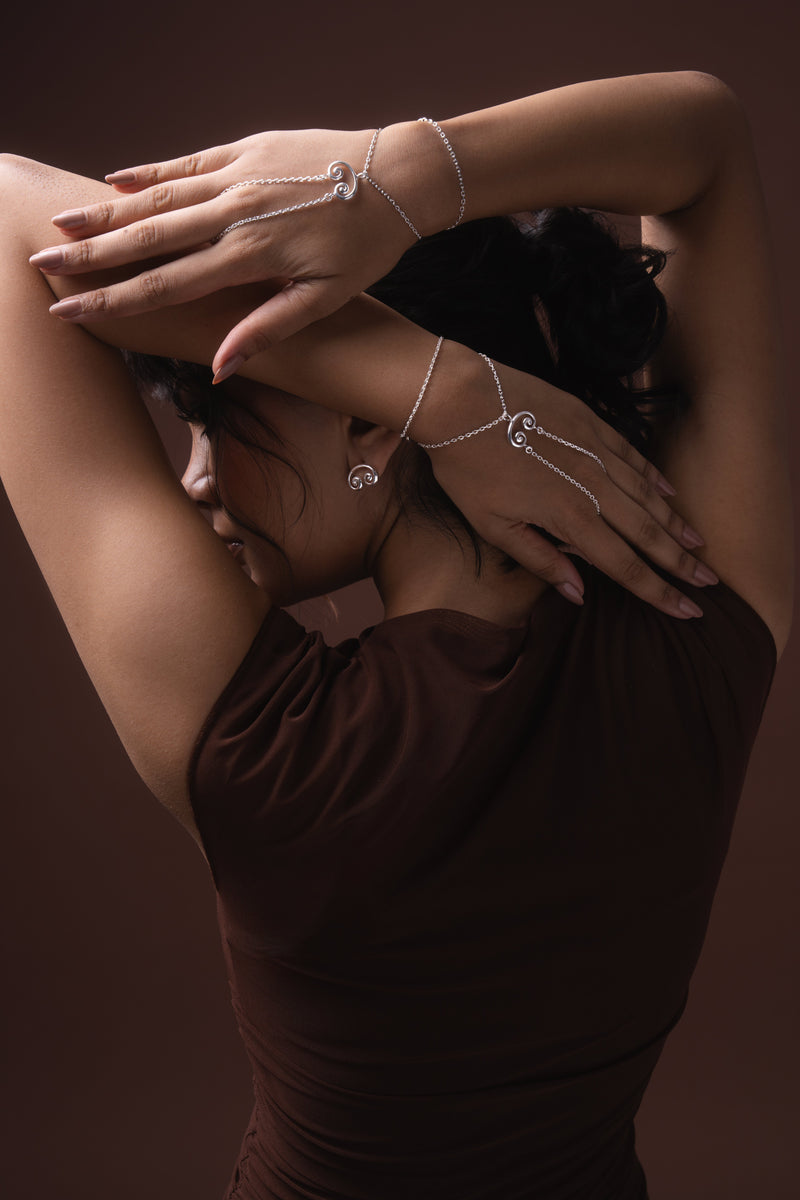 SPIRE HANDCHAIN