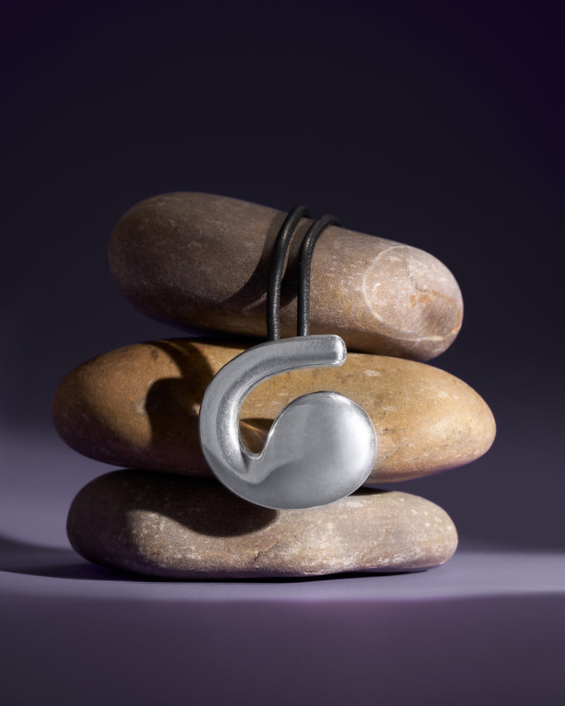 GIANT G-CHARM PENDANT