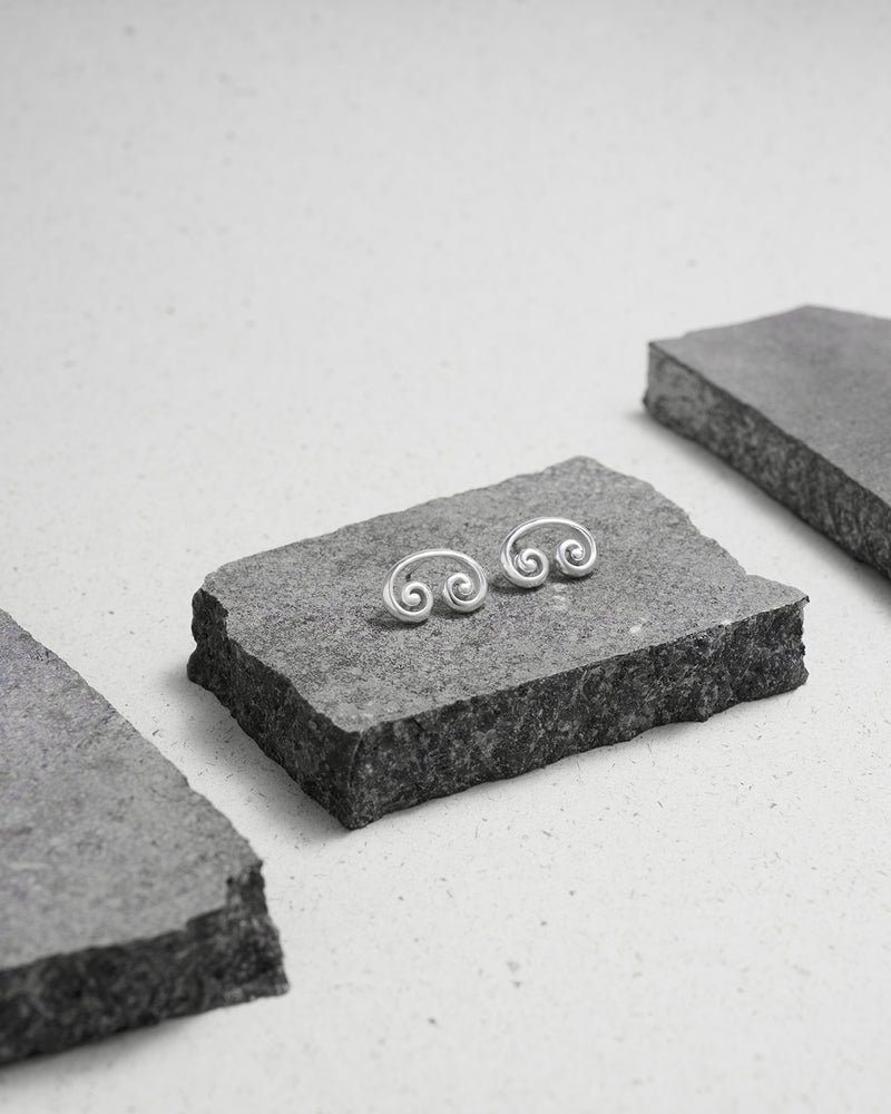 MINI WHIRL EARRINGS