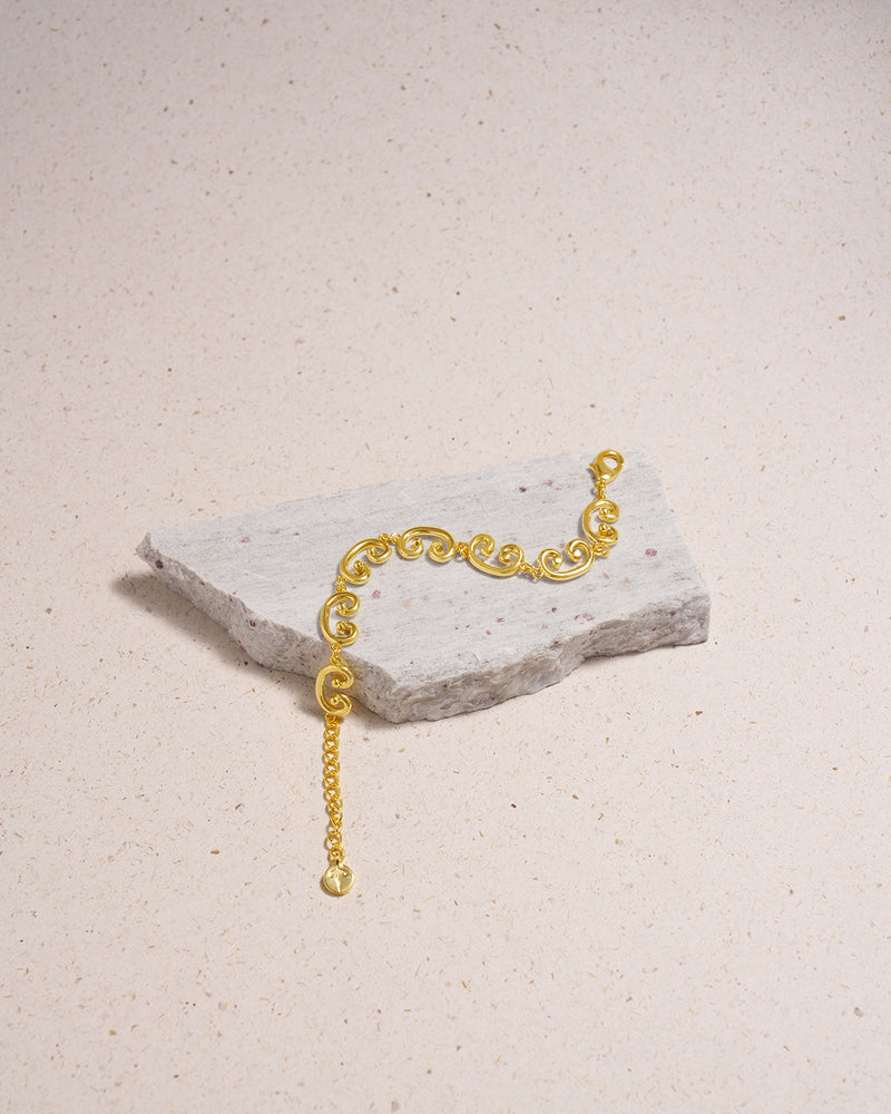 WHIRLE BRACELET